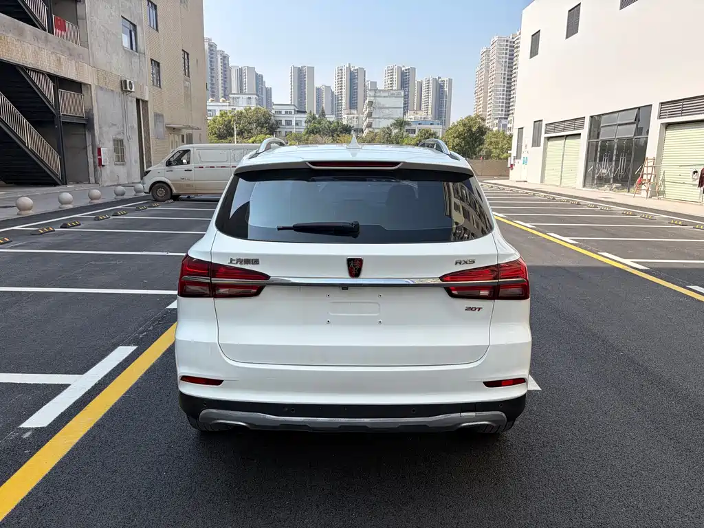 ROEWE RX5