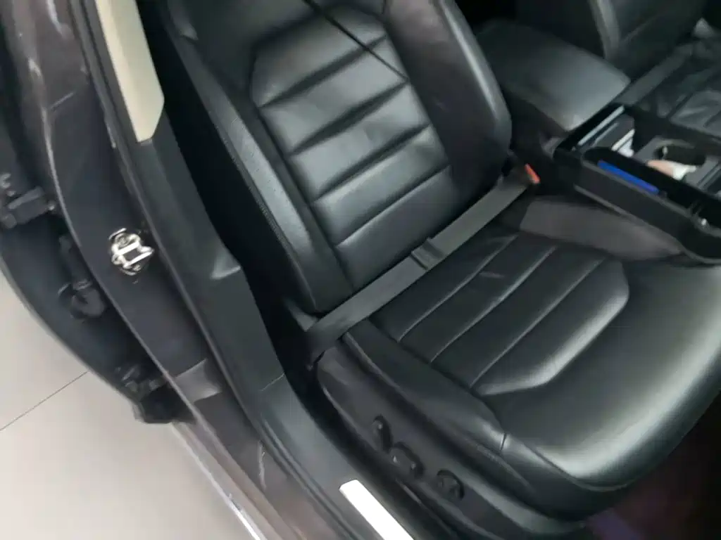 Volkswagen Phideon — миниатюра 25