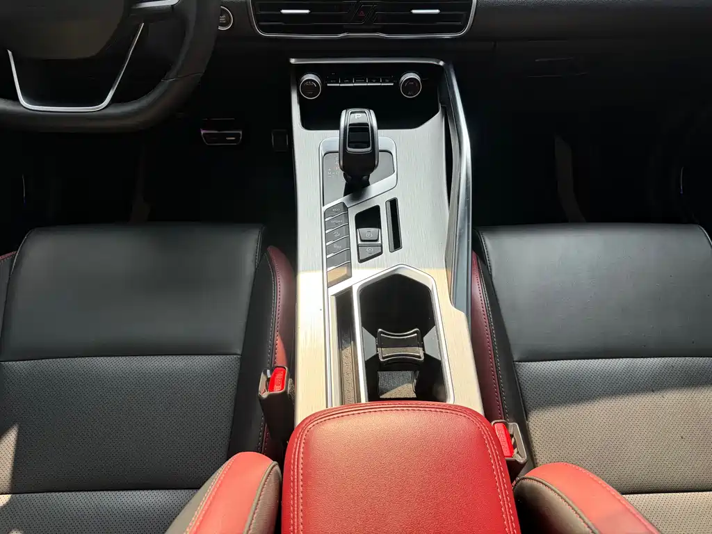 GEELY AUTOMOBILE BINYUE