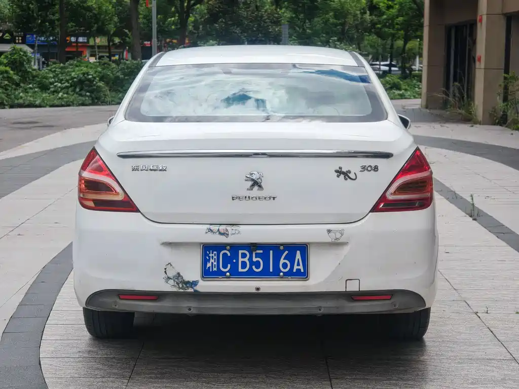 Peugeot 308 — миниатюра 8