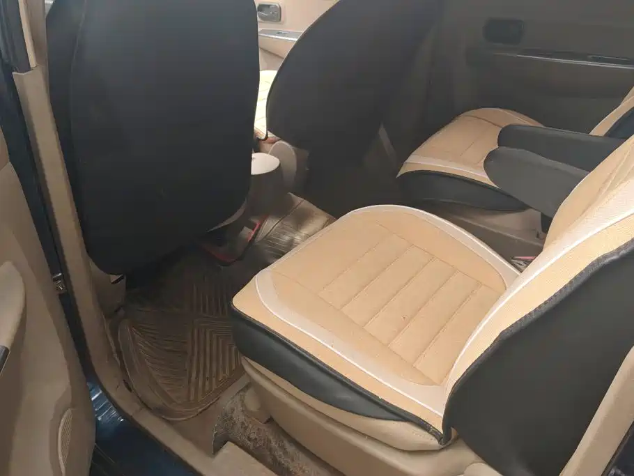 Wuling Hongguang — миниатюра 11