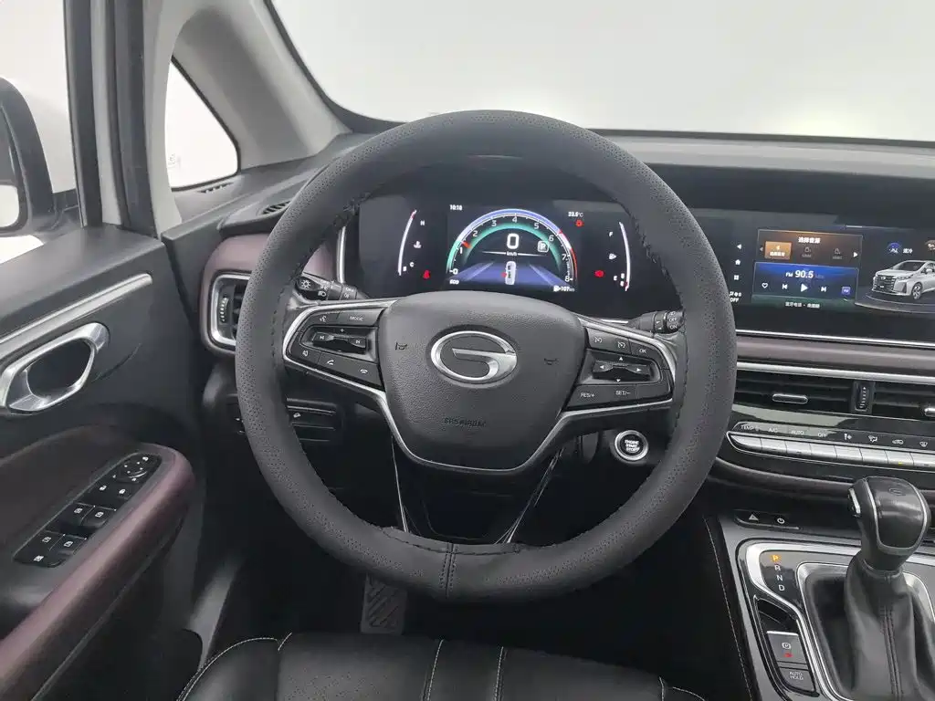 GAC Trumpchi M6 2021 — фото 11