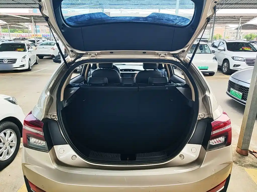 Geely Vision S1 — миниатюра 19