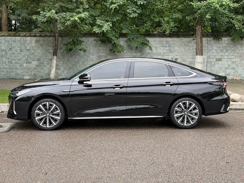 Chery Arrizo 8 1.6T DCT Elegant, фото 2