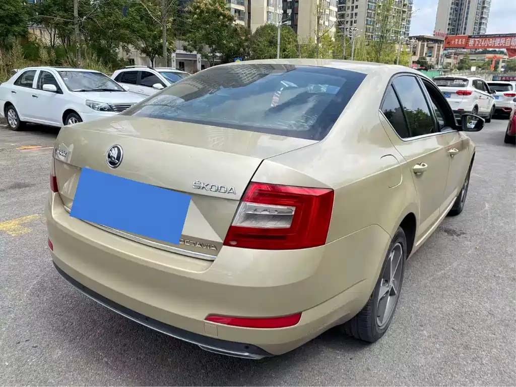 Skoda Octavia — миниатюра 8