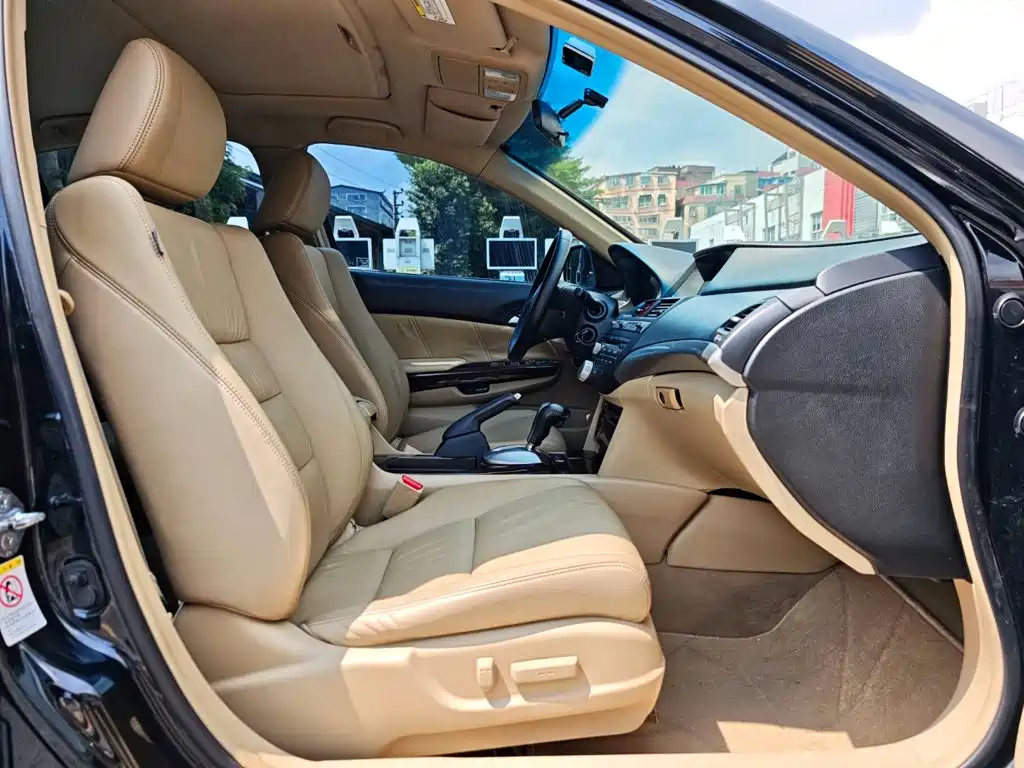Honda Accord — миниатюра 20