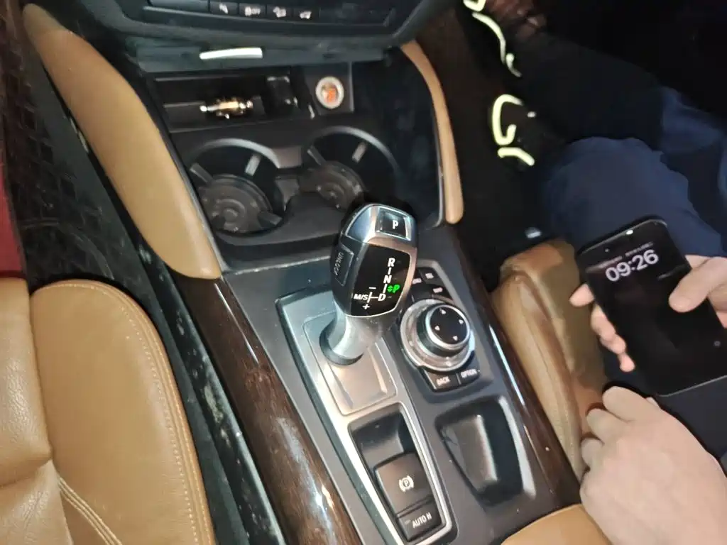 BMW X6 — миниатюра 15