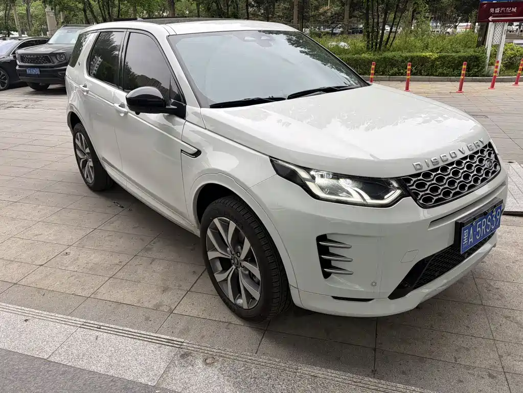 Land Rover Discovery Sport 2025 249PS