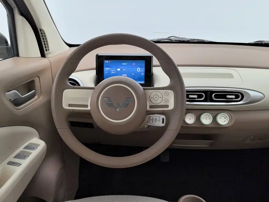 Wuling MINIEV — миниатюра 11