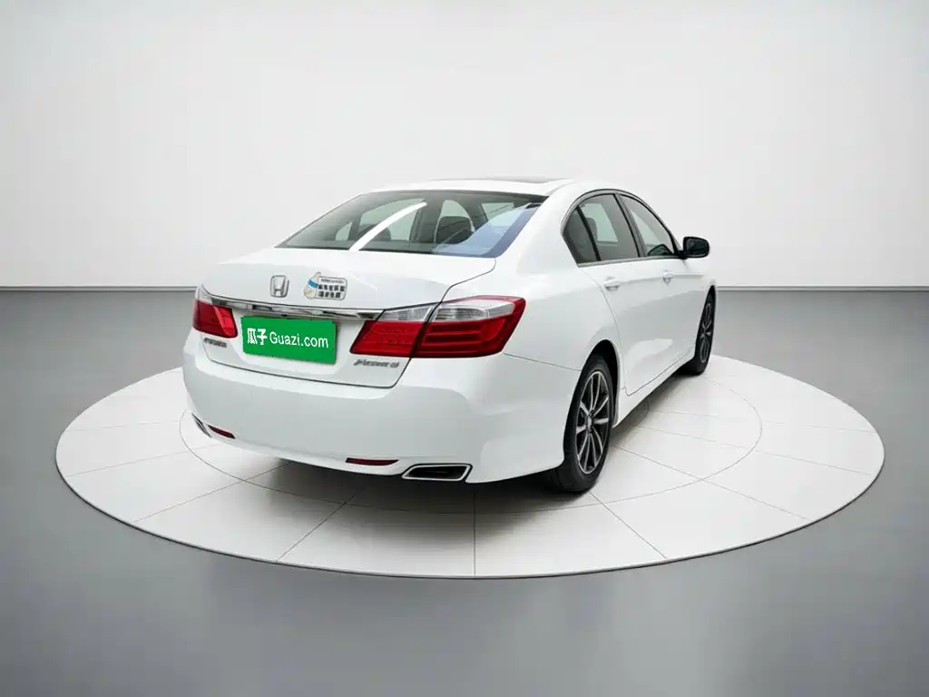 Honda Accord — миниатюра 6