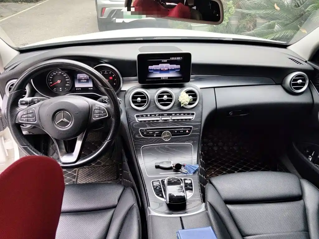 Mercedes-Benz C-Class (Import) — миниатюра 5
