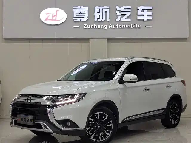 MITSUBISHI OUTLANDER 2019
