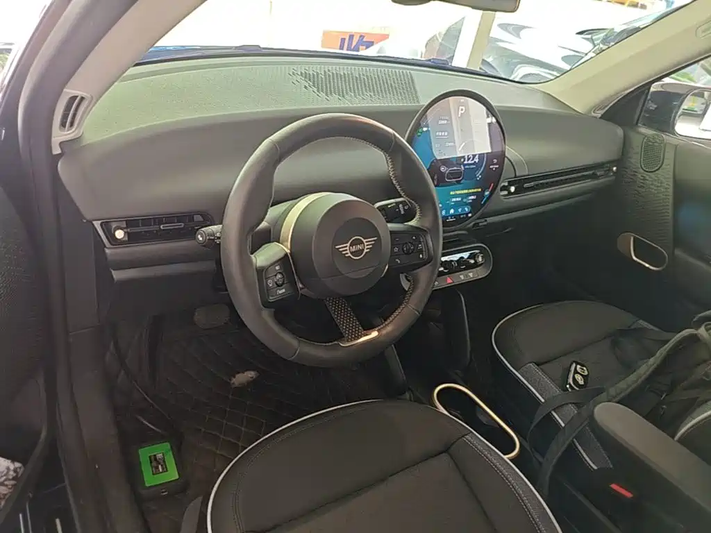 MINI MINI COOPER EV — миниатюра 11