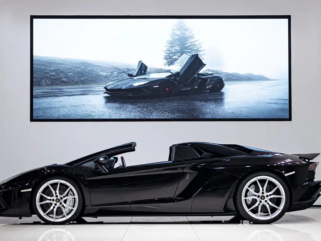 Lamborghini Aventador — миниатюра 6