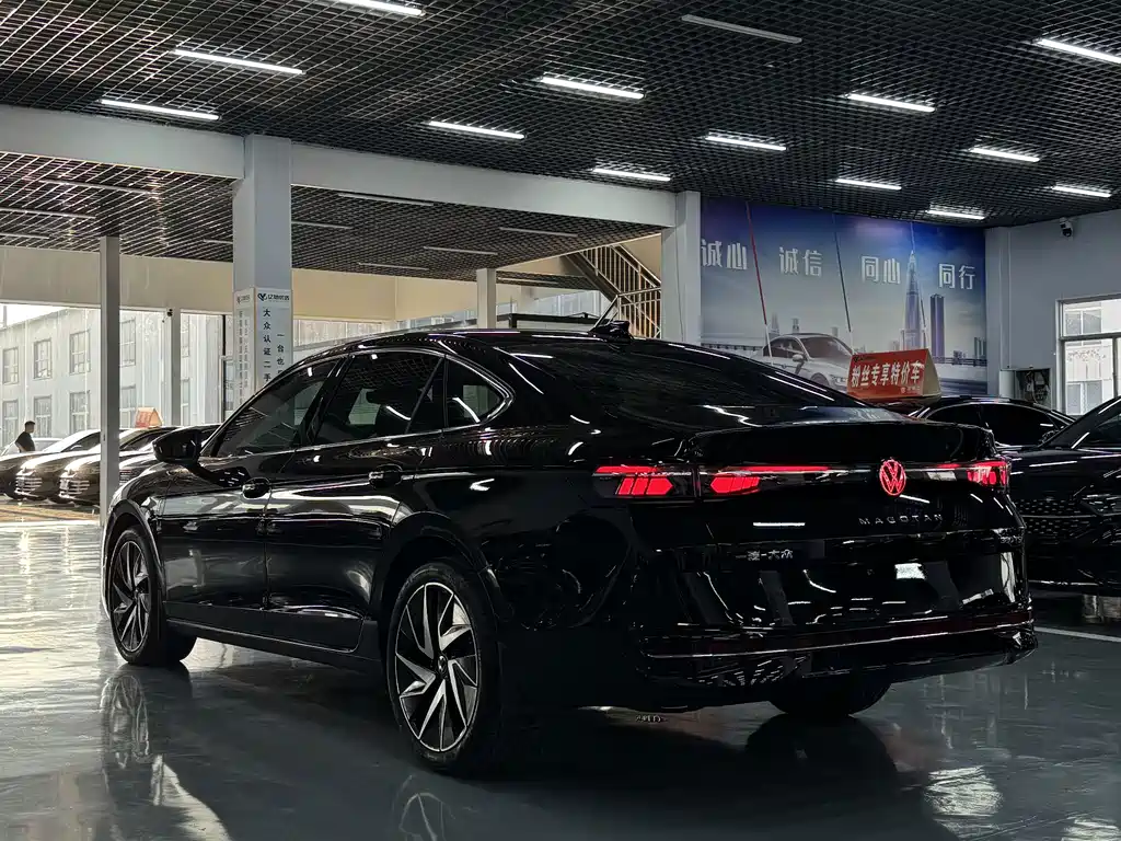 Volkswagen Magotan — миниатюра 7