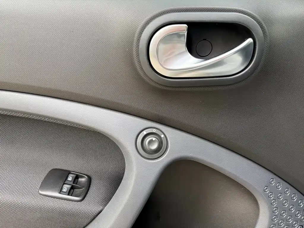 smart Smart Fortwo — миниатюра 16