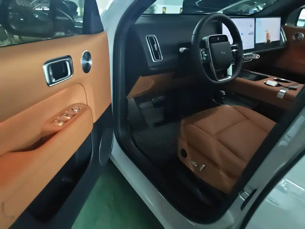 Li Auto Li L6 — миниатюра 16