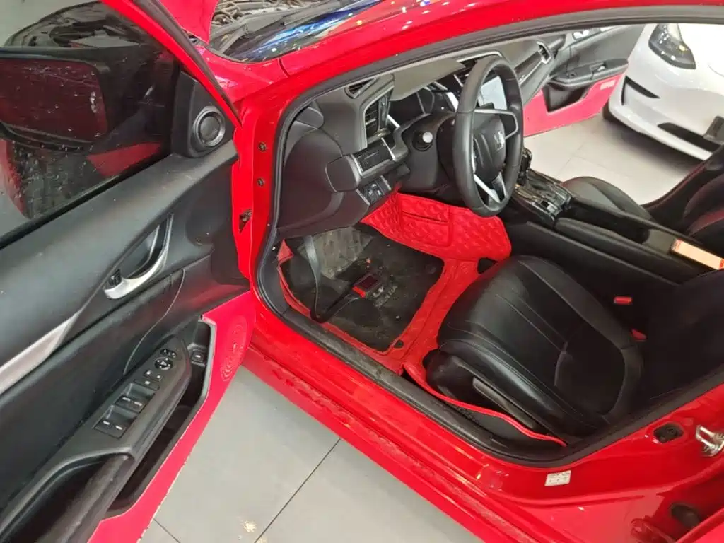 Honda Civic — миниатюра 16