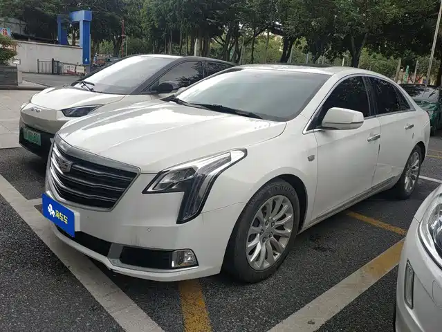 Cadillac XTS