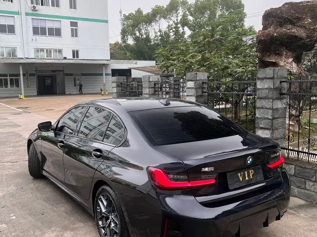 BMW 3 Series — миниатюра 4
