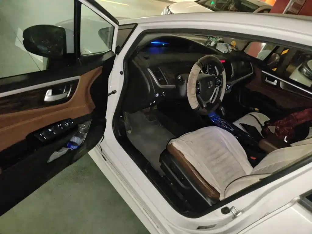 Honda Jade — миниатюра 12