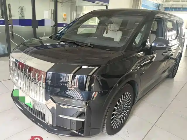 2023 Zeekr 009