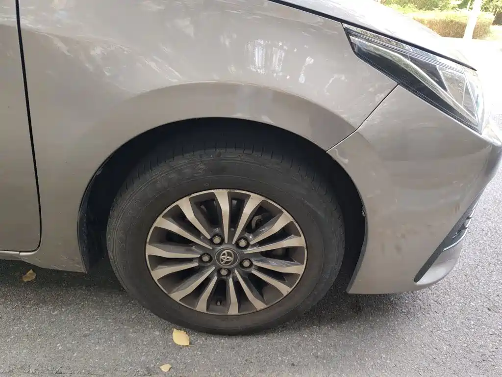 Toyota Corolla — миниатюра 8