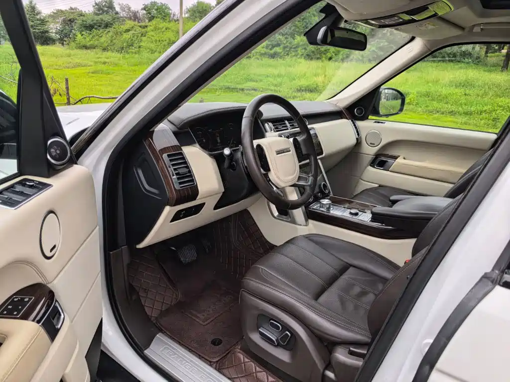 Land Rover Range Rover — миниатюра 9