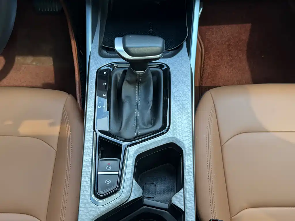 Geely Emgrand — миниатюра 14
