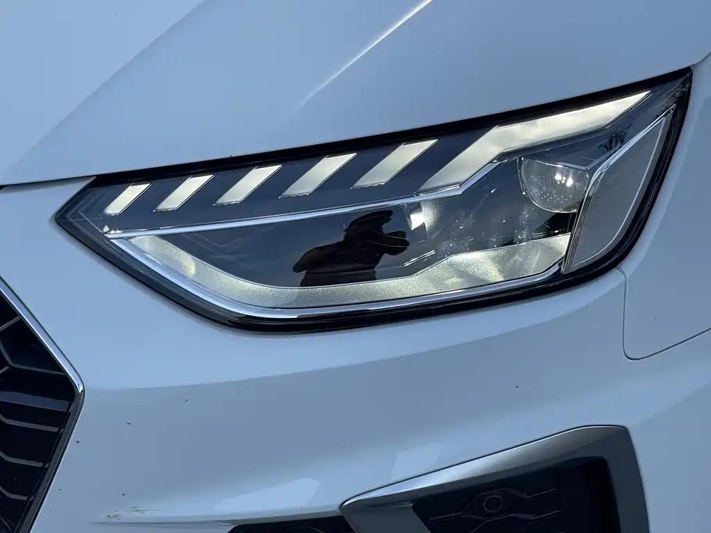 Audi A4L 2020 40 TFSI Luxury