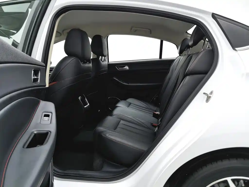 Chery Arrizo 5 PLUS — миниатюра 15