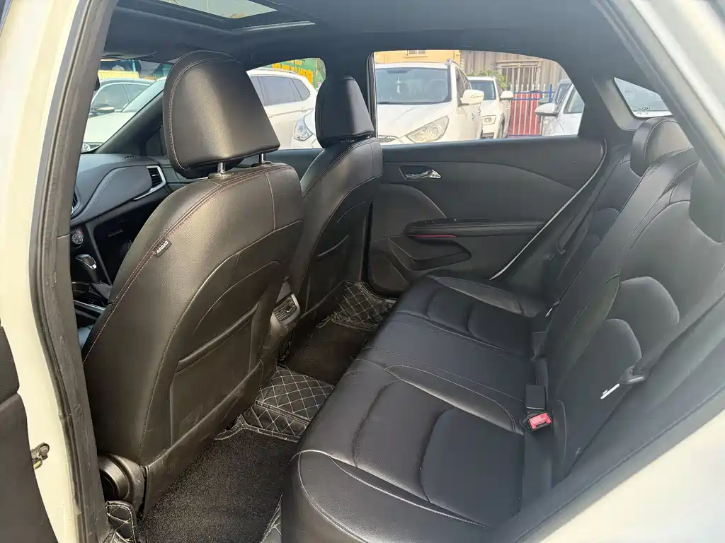 Chevrolet Monza 2019 RS 330T AT VI
