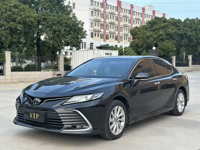 TOYOTA CAMRY 2023