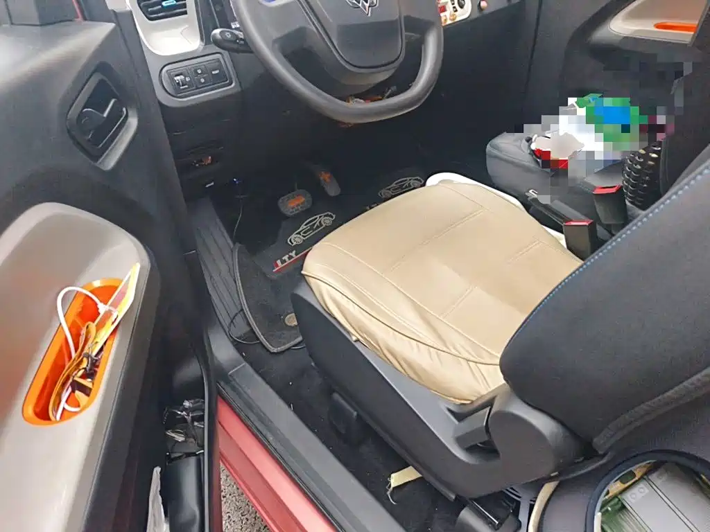 Wuling MINIEV — миниатюра 17