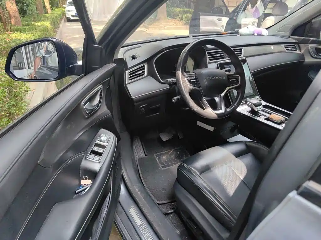 Roewe RX5 New Energy — миниатюра 17