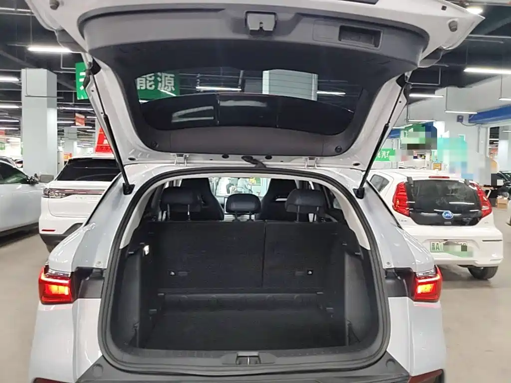 BYD Yuan Plus — миниатюра 19