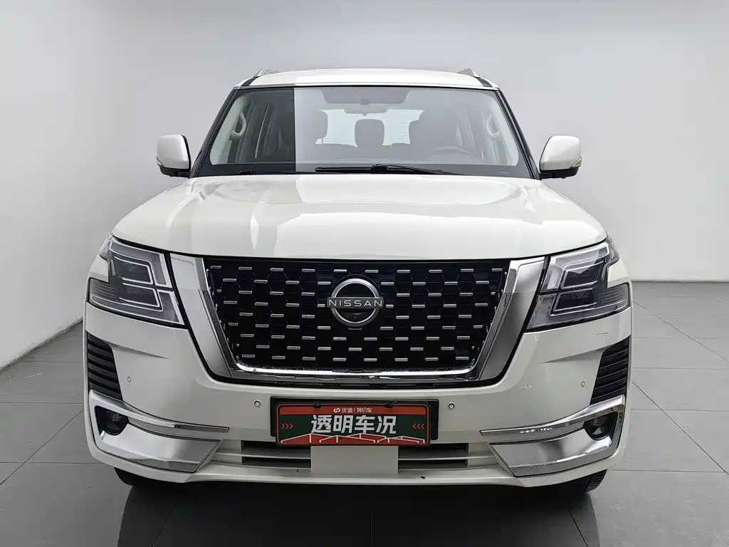 Nissan Patrol — миниатюра 3