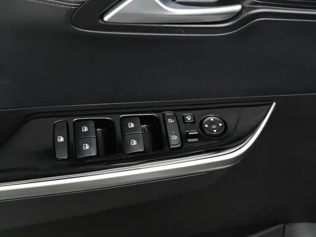 Hyundai Custo — миниатюра 9