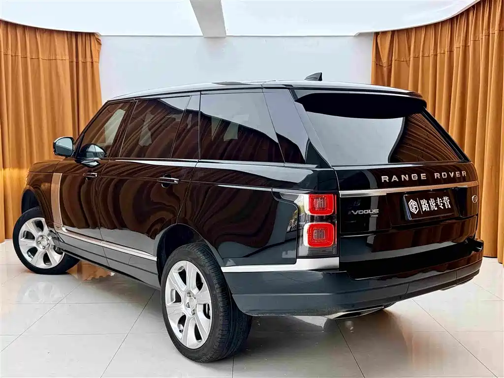 Land Rover Range Rover 2020 3.0 L6 Long Wheelbase