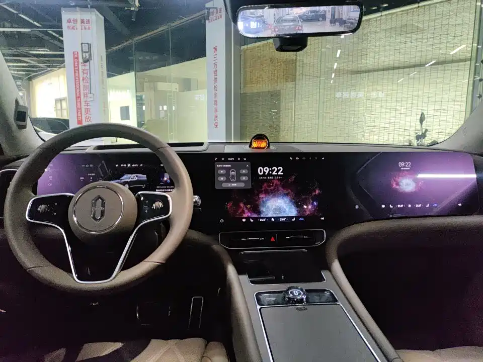 Aito M9 2025 Ultra 52kWh 6 мест (192 )