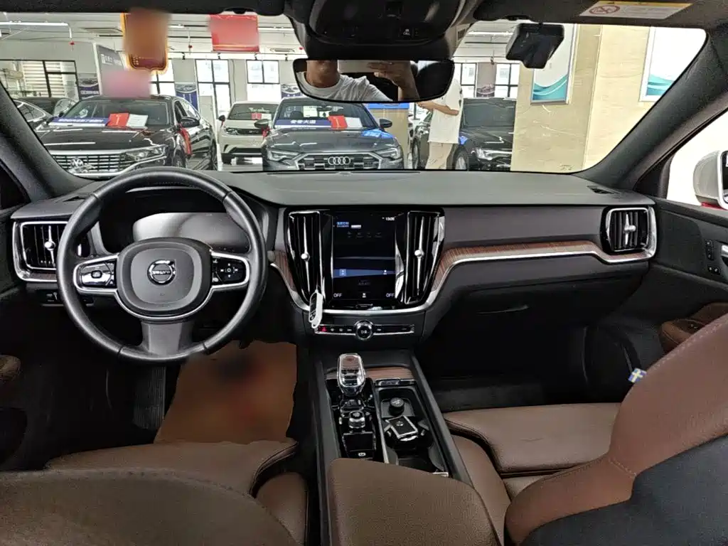Volvo S60 — миниатюра 10