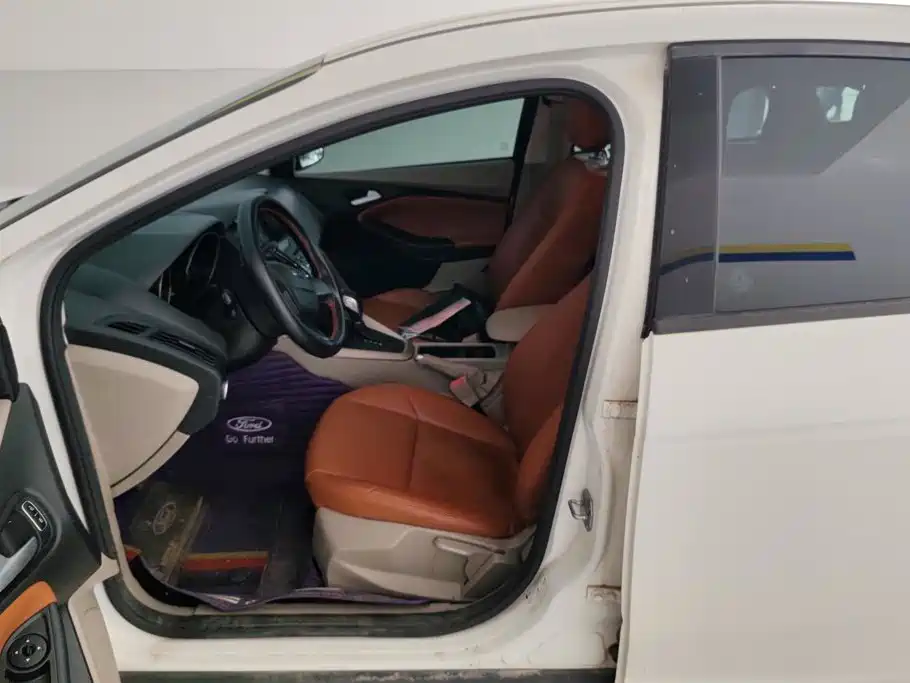 Ford Focus — миниатюра 9
