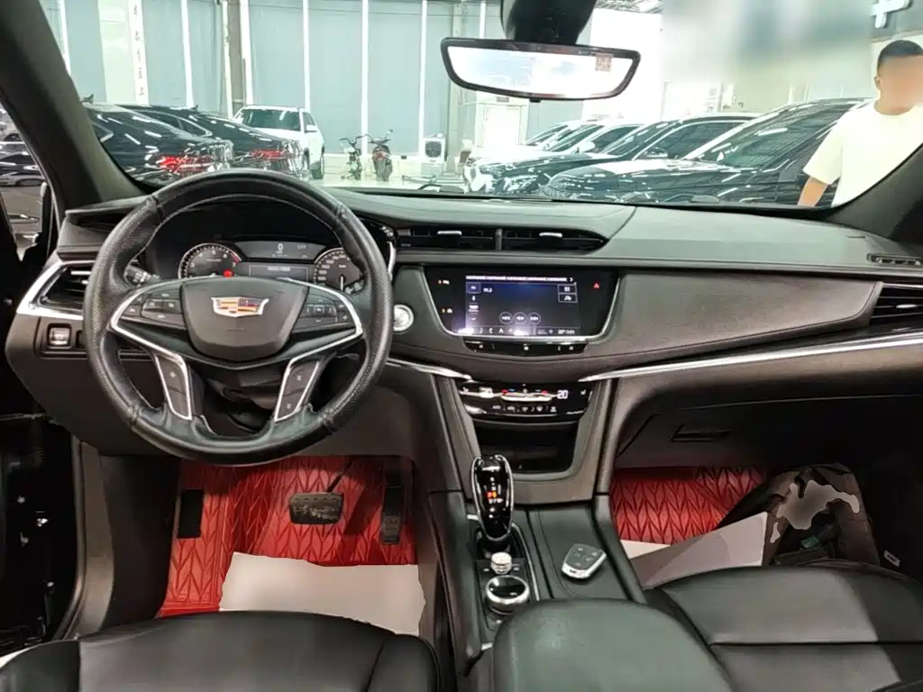 Cadillac XT5 — миниатюра 10