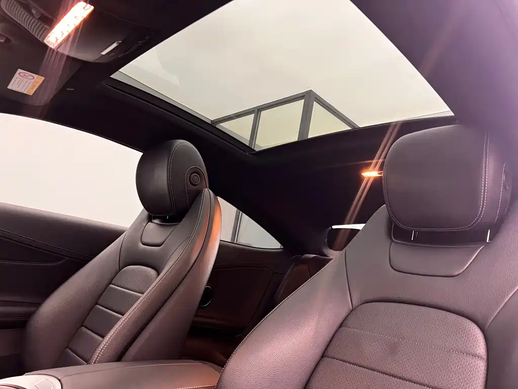 Mercedes-Benz C-Class (Import) — миниатюра 15