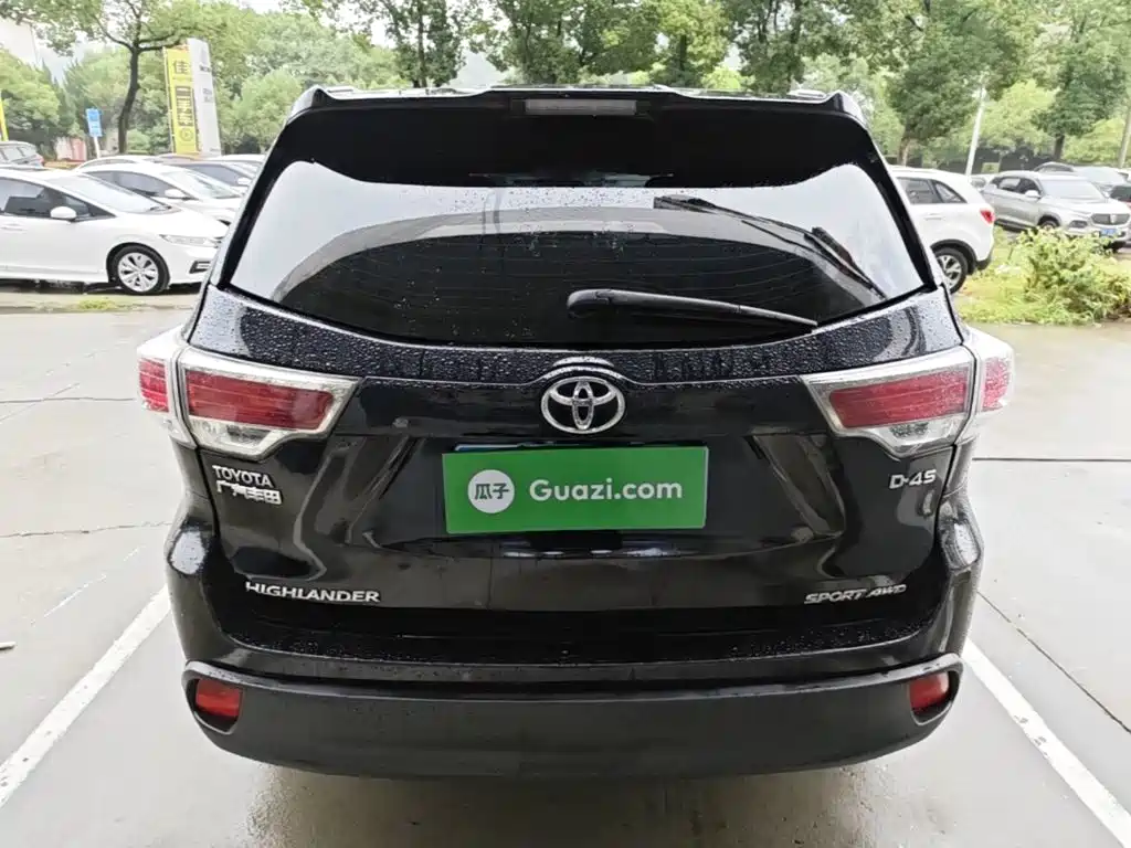Toyota Highlander — миниатюра 6