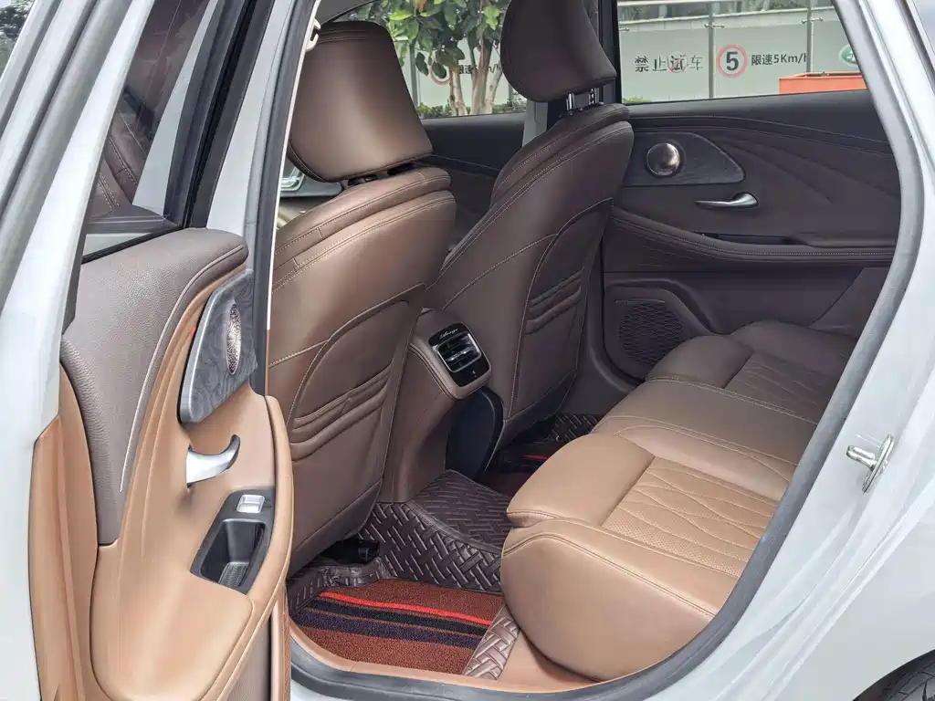 Chery Arrizo 8 — миниатюра 10