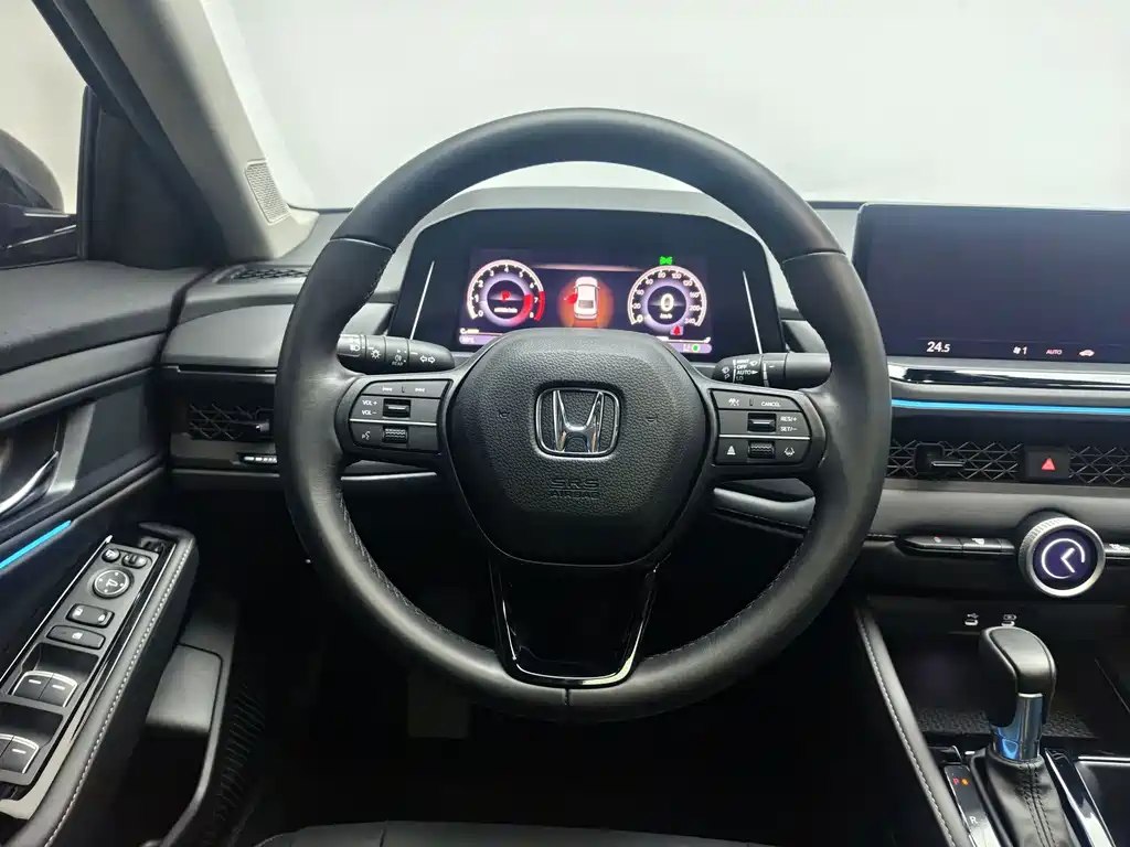 Honda Accord — миниатюра 9