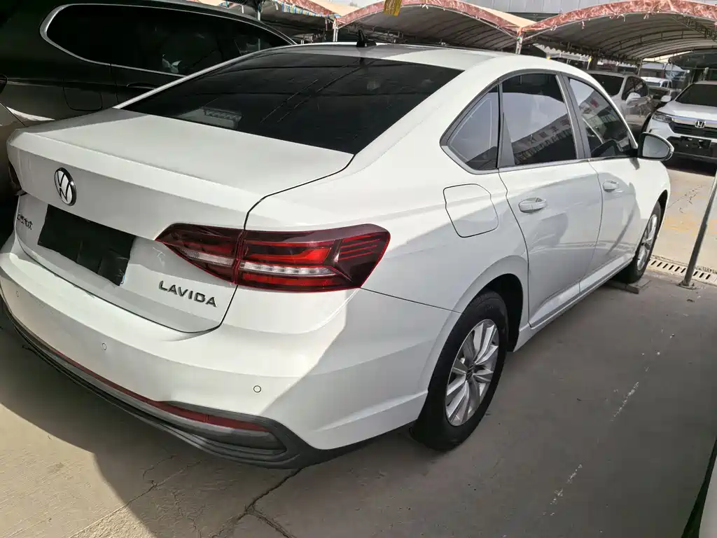 VOLKSWAGEN LAVIDA