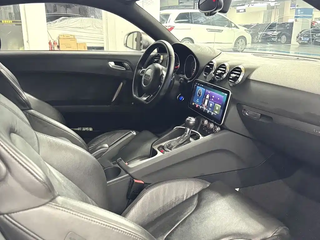 Audi TT — миниатюра 8