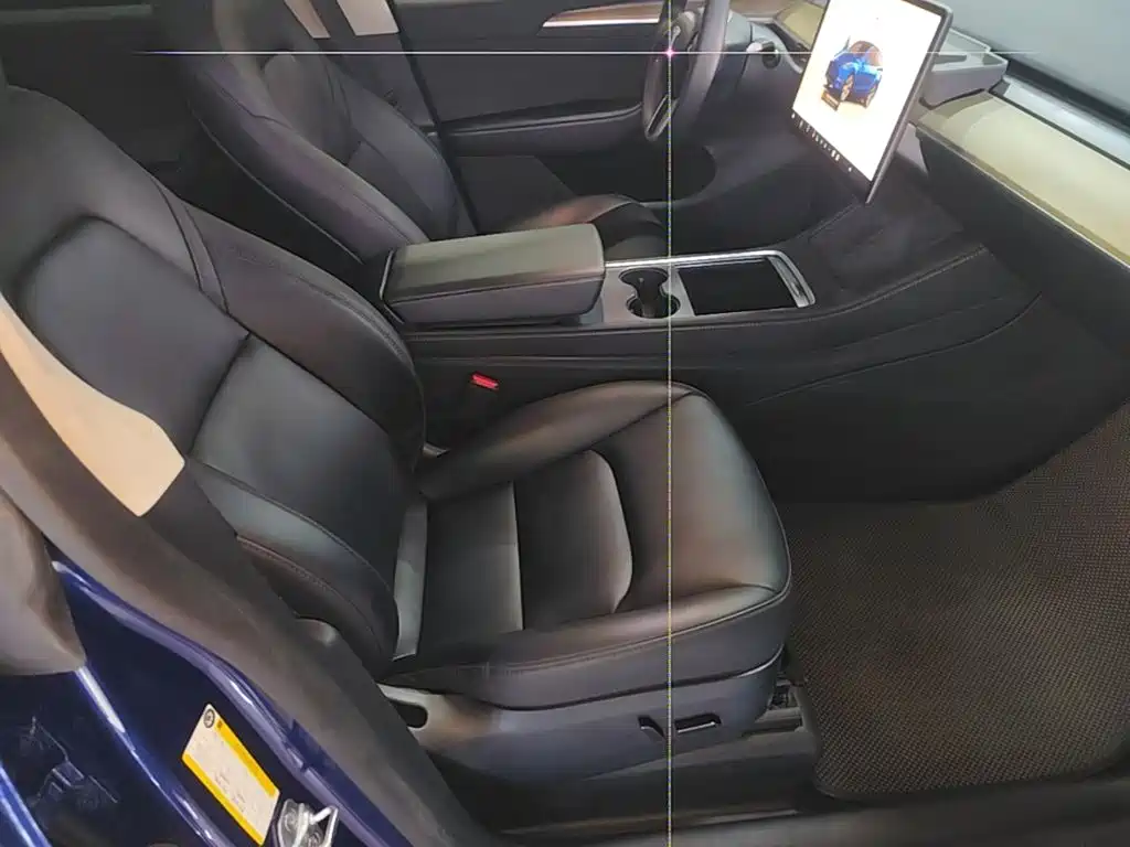Tesla Model Y — миниатюра 25